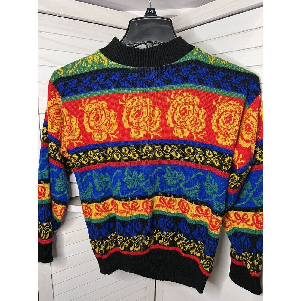 Vintage 80's-90's Rose Pattern Sweater‎ ~ Unsure Of Size SEE MEASUREMENTS